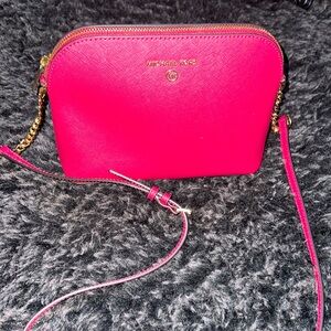 Authentic Michael Kors Pink Crossbody bag!